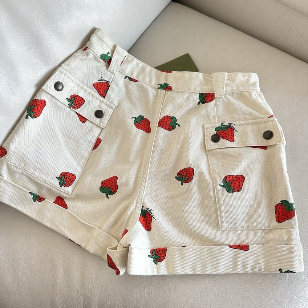 NWT GUCCI Shorts Cotton Twill Strawberry Sz 26 100% Authentic Women’s - Picture 8 of 14